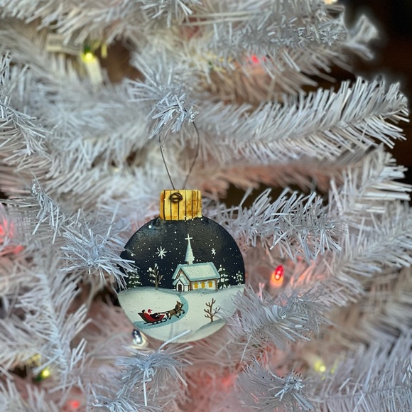 Vintage Christmas Tree Ornament - Picture 1 of 5